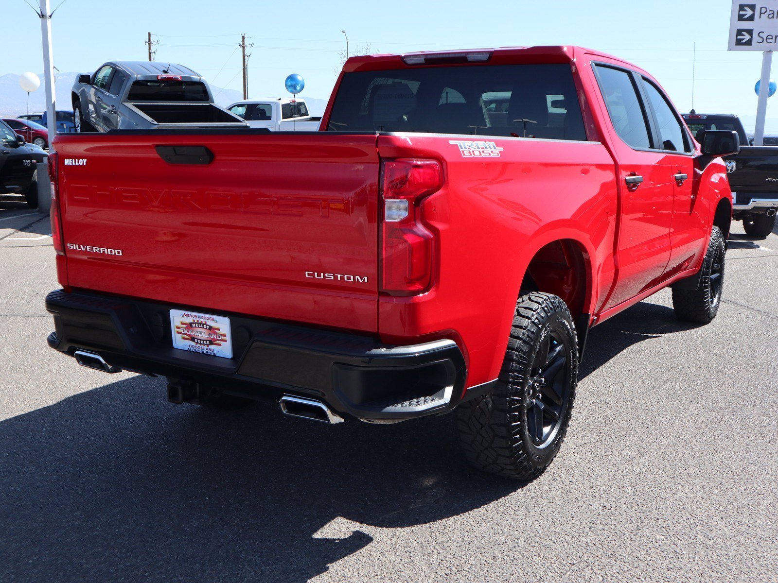 Pre-Owned 2019 Chevrolet Silverado 1500 Custom Trail Boss 4WD 4D Crew ...