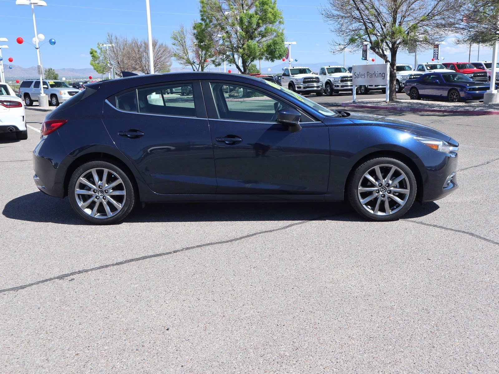 PreOwned 2018 Mazda3 Grand Touring FWD 4D Hatchback for