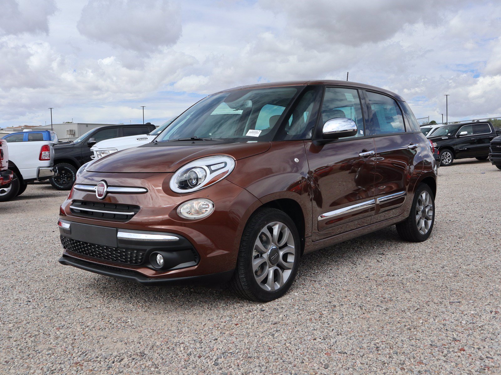 New 2019 FIAT 500L Lounge FWD Hatchback for sale in